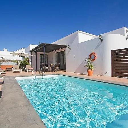 Villa Puerto Del Carmen Sleeps 6 Pool Wifi *