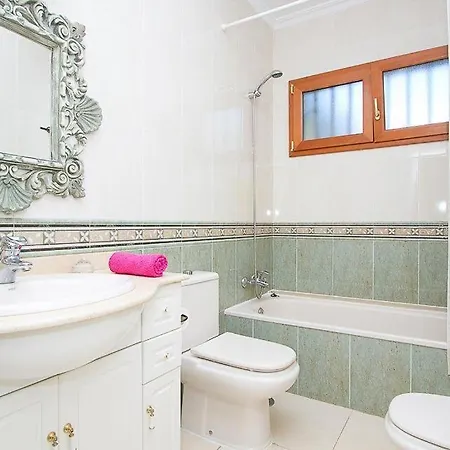 Puerto Del Carmen Sleeps 6 Pool Wifi Villa *